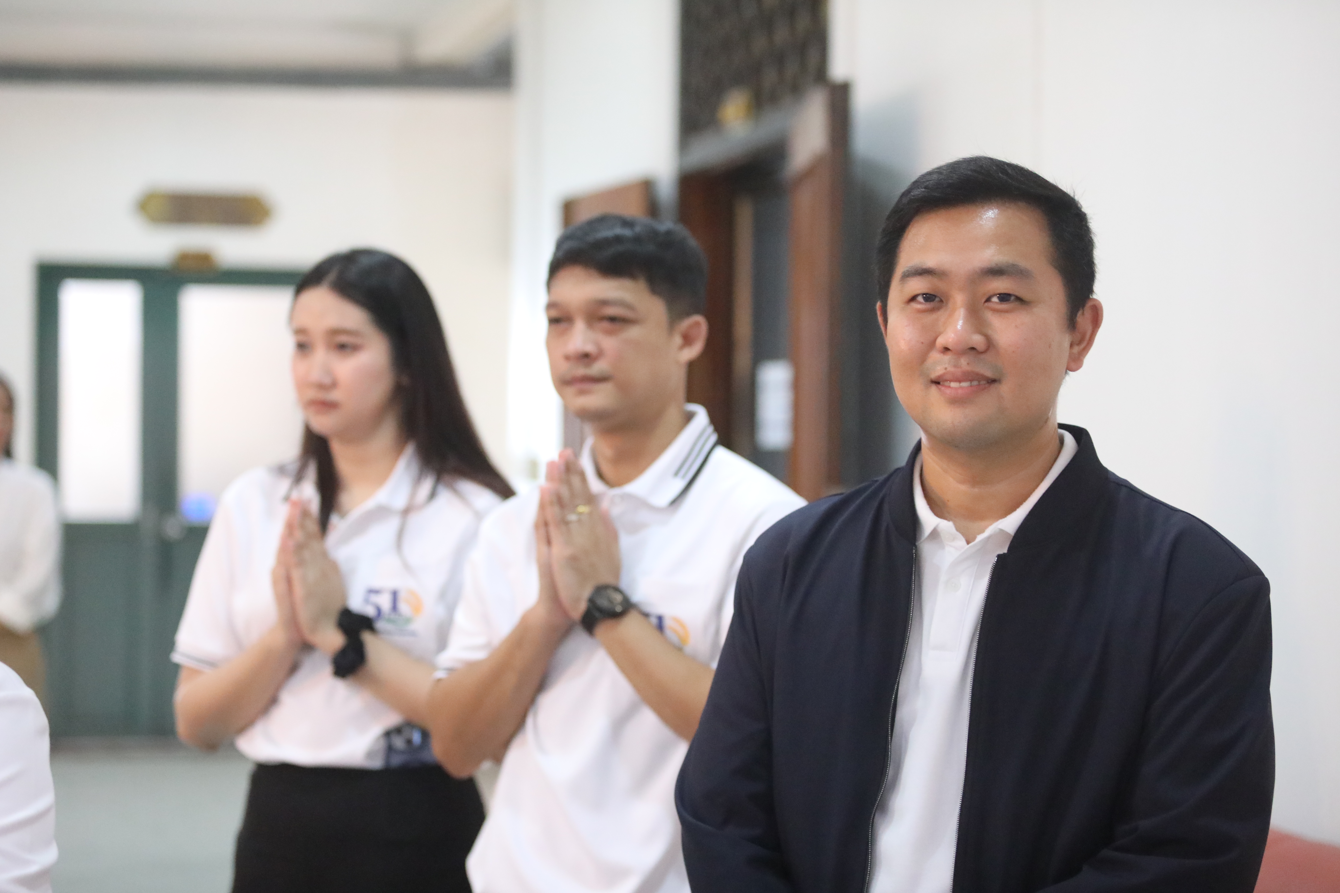 title - รองเลขาธิการ ส.ป.ก. สักการะสิ่งศักดิ์สิทธิ์ประจำ ส.ป.ก. เนื่องในโอกาสเข้ารับตำแหน่งใหม่